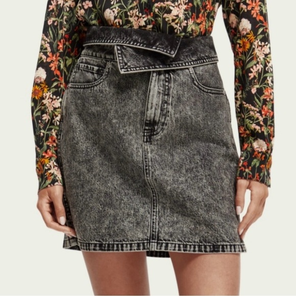 scotch soda Seasonal fold over black denim skirt with wash effects Size XS - Picture 1 of 7